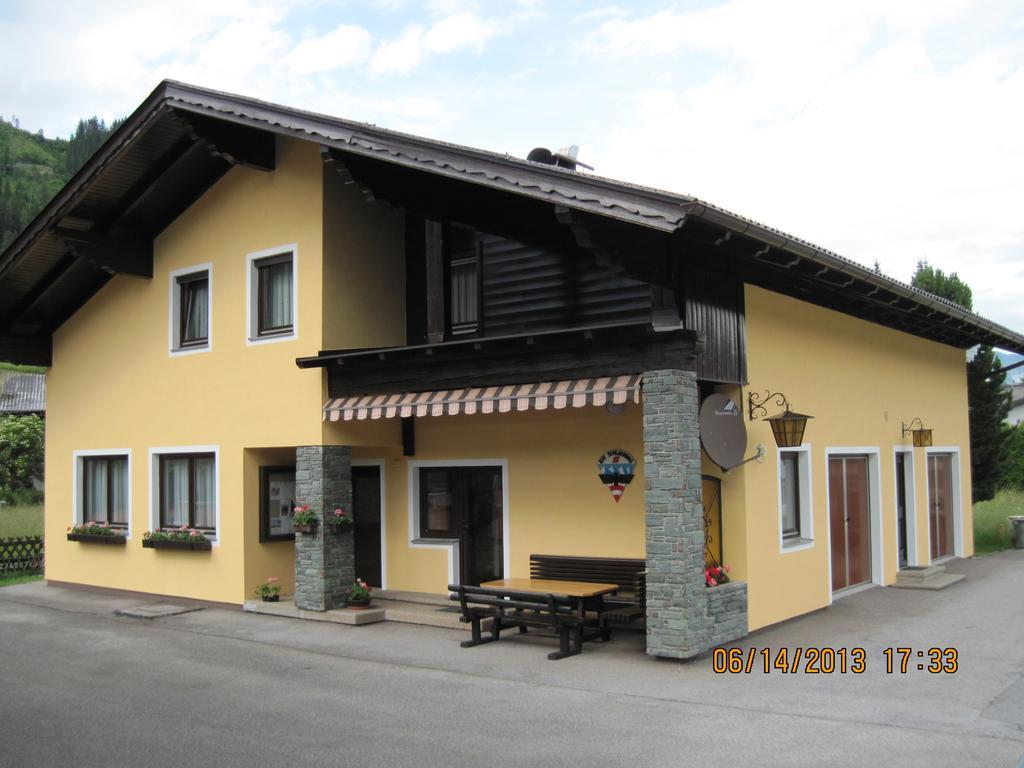 Klubhaus Des Eisenbahnersportvereines Schladming Exterior photo